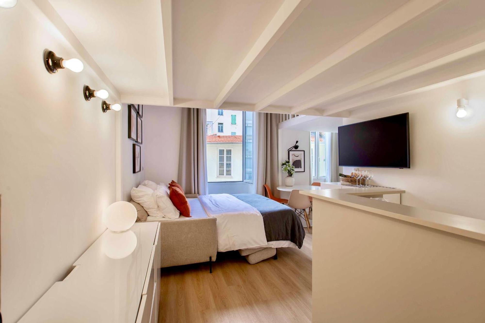Suede Promenade Duplex Apartment At 1 Min From The Sea 2 Bathrooms نيس المظهر الخارجي الصورة