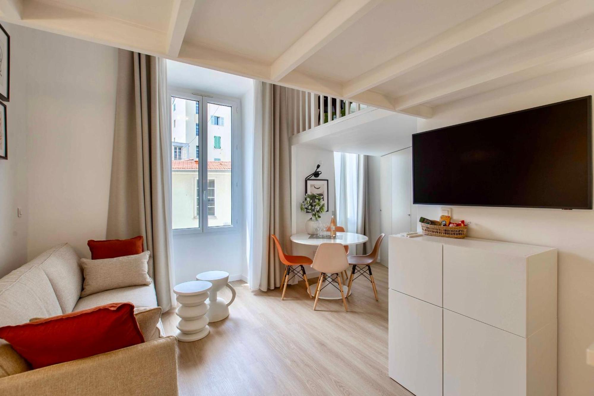 Suede Promenade Duplex Apartment At 1 Min From The Sea 2 Bathrooms نيس المظهر الخارجي الصورة